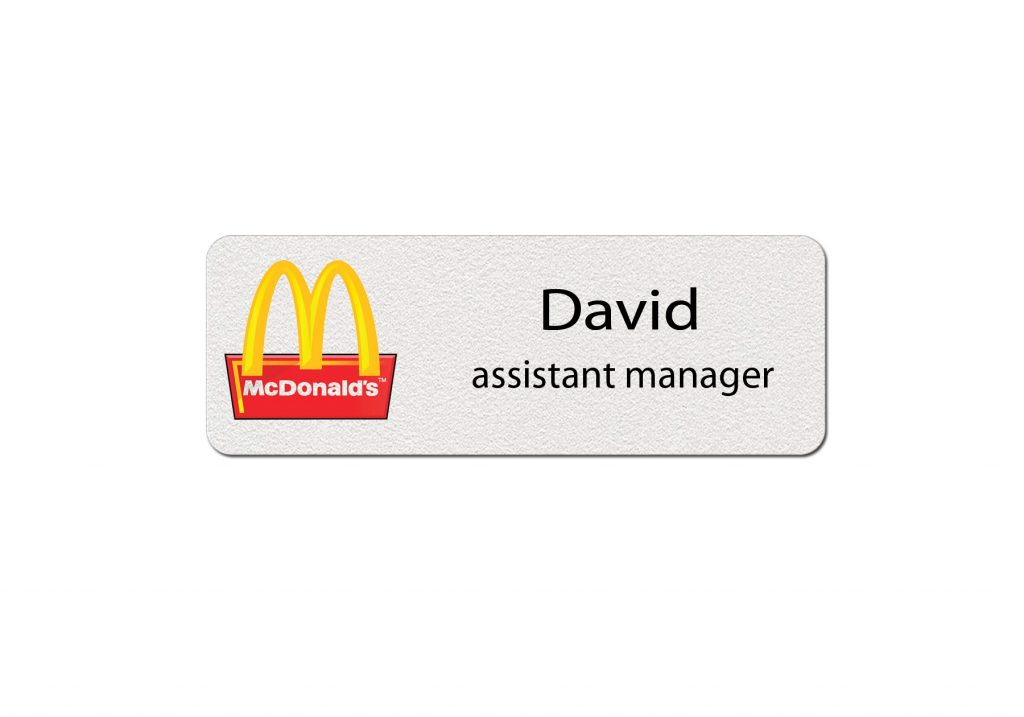 1 GOLD & 1 SILVER OVAL MCDONALDS PERSONALIZED NAME BADGES MAGNETIC FASTENER 